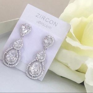 NWT Small Cubic Zirconia Silver Stud Earrings